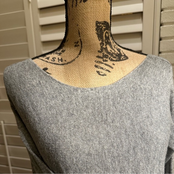 Susina Heather Gray Sweater - Picture 4 of 4